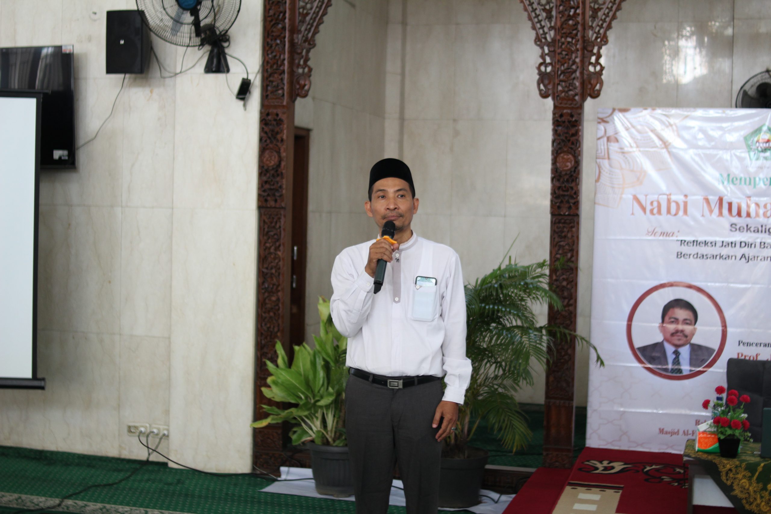 Ketua PHBI Maulid H. Sugeng,, ST., MT.
