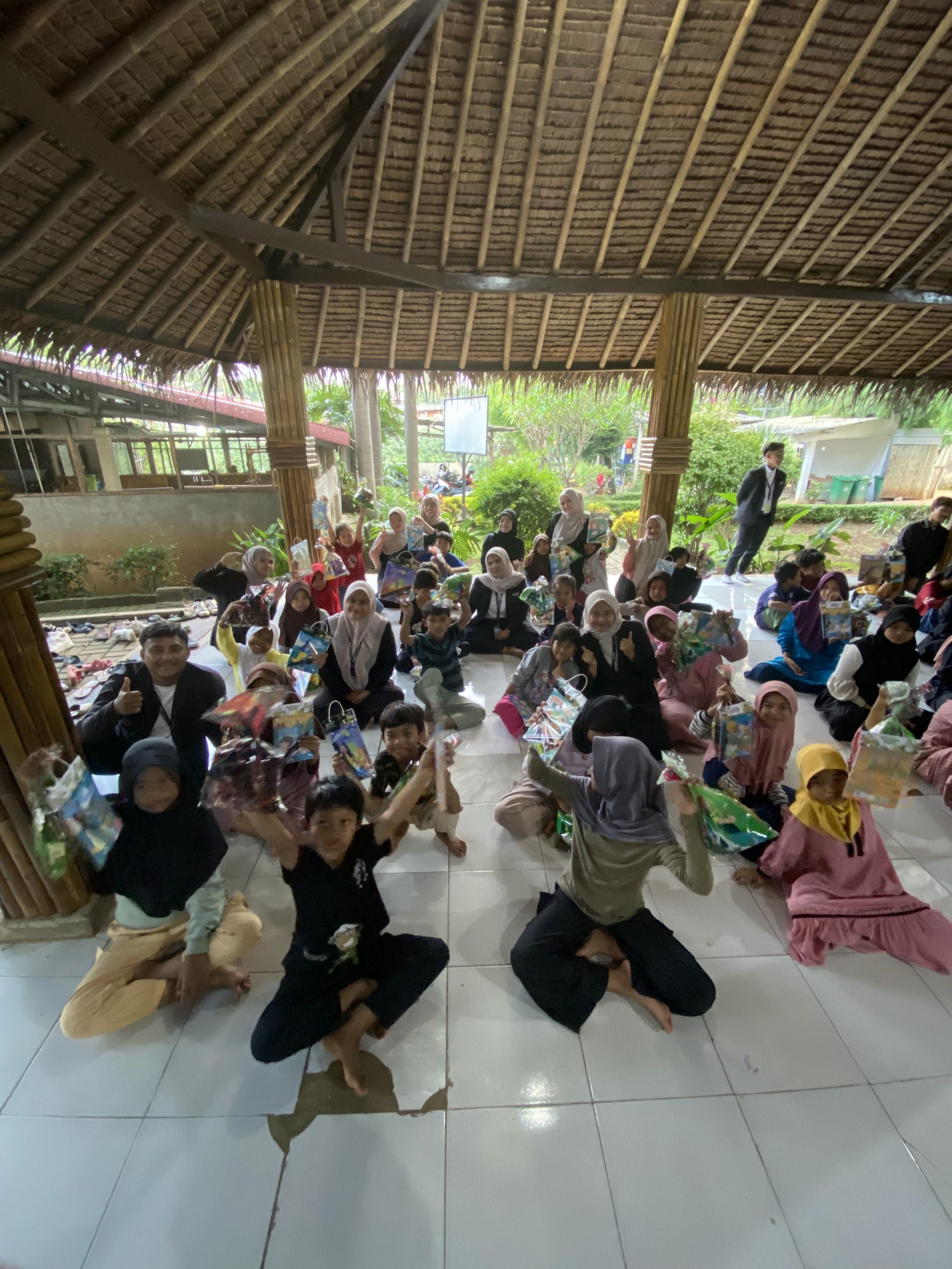 BSI UNISMA BEKASI RAMADHAN BERBAGI (9)