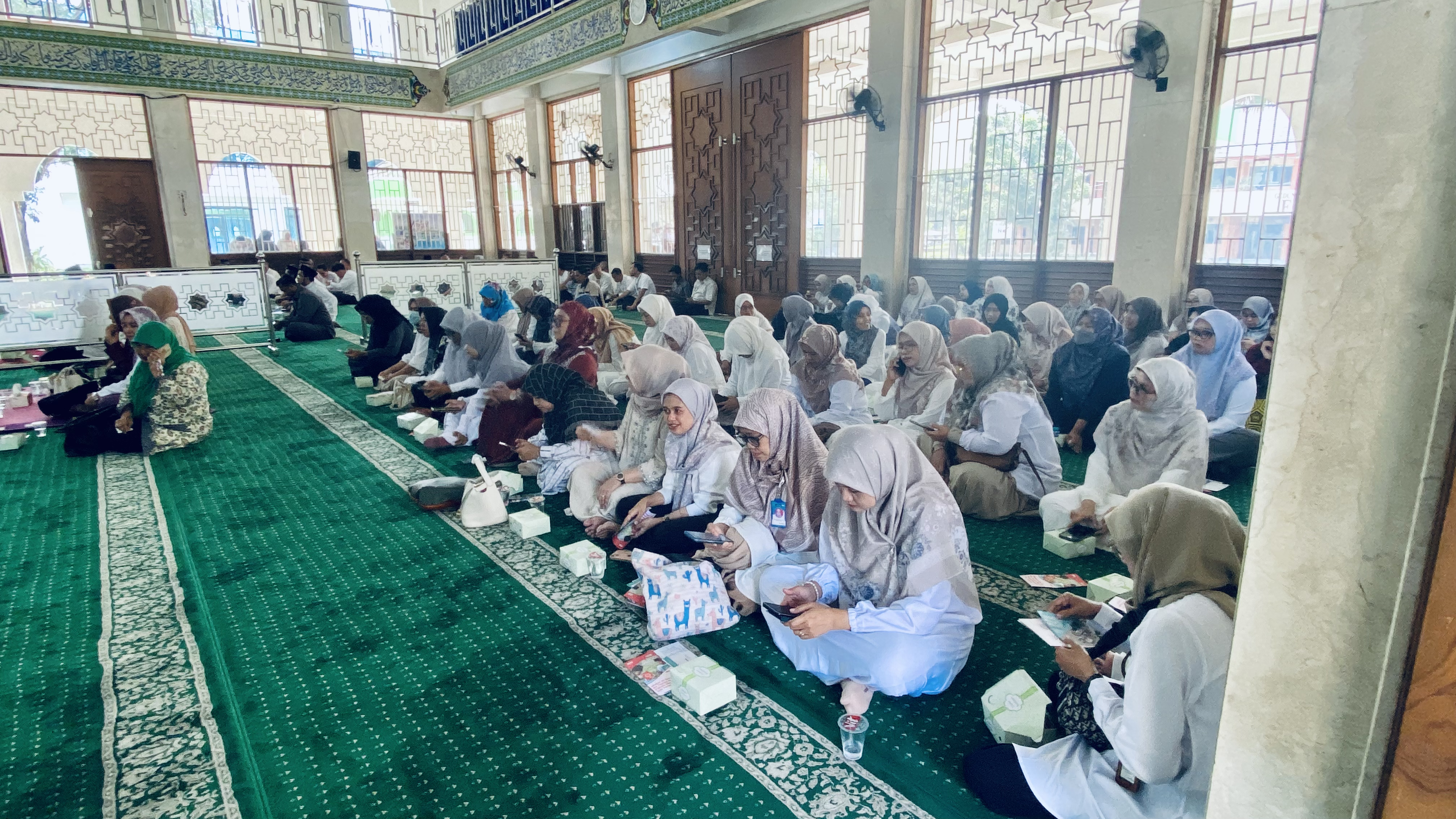 Halal Bihalal UNISMA Bekasi Universitas Islam 45 (7) Halal Bihalal UNISMA Bekasi Universitas Islam 45 (7)