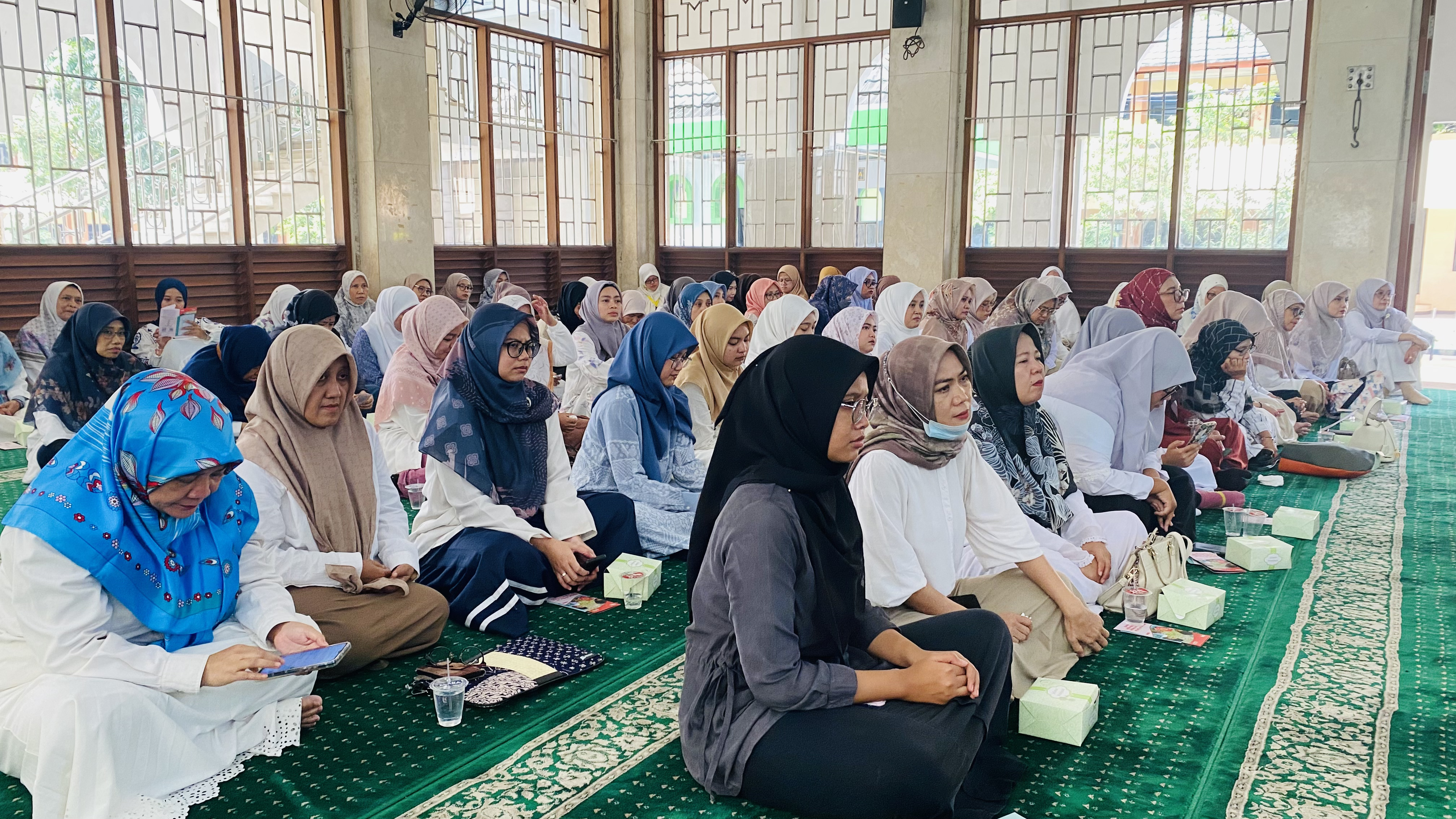 Halal Bihalal UNISMA Bekasi Universitas Islam 45 (9) Halal Bihalal UNISMA Bekasi Universitas Islam 45 (9)
