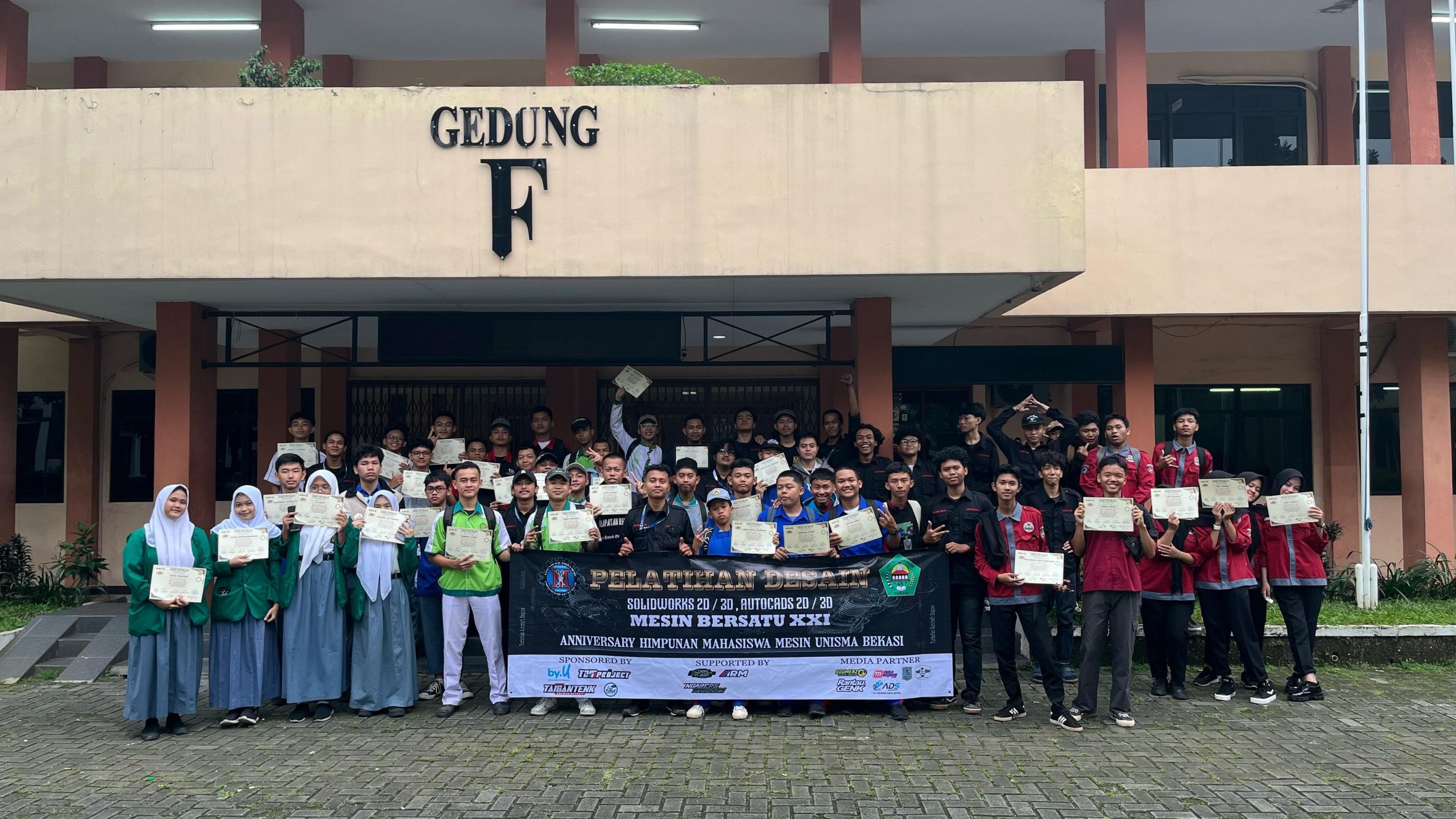 Pelatihan Solidworks dan Autocad 2D 3D Unisma bekasi universitas islam 45 (1)