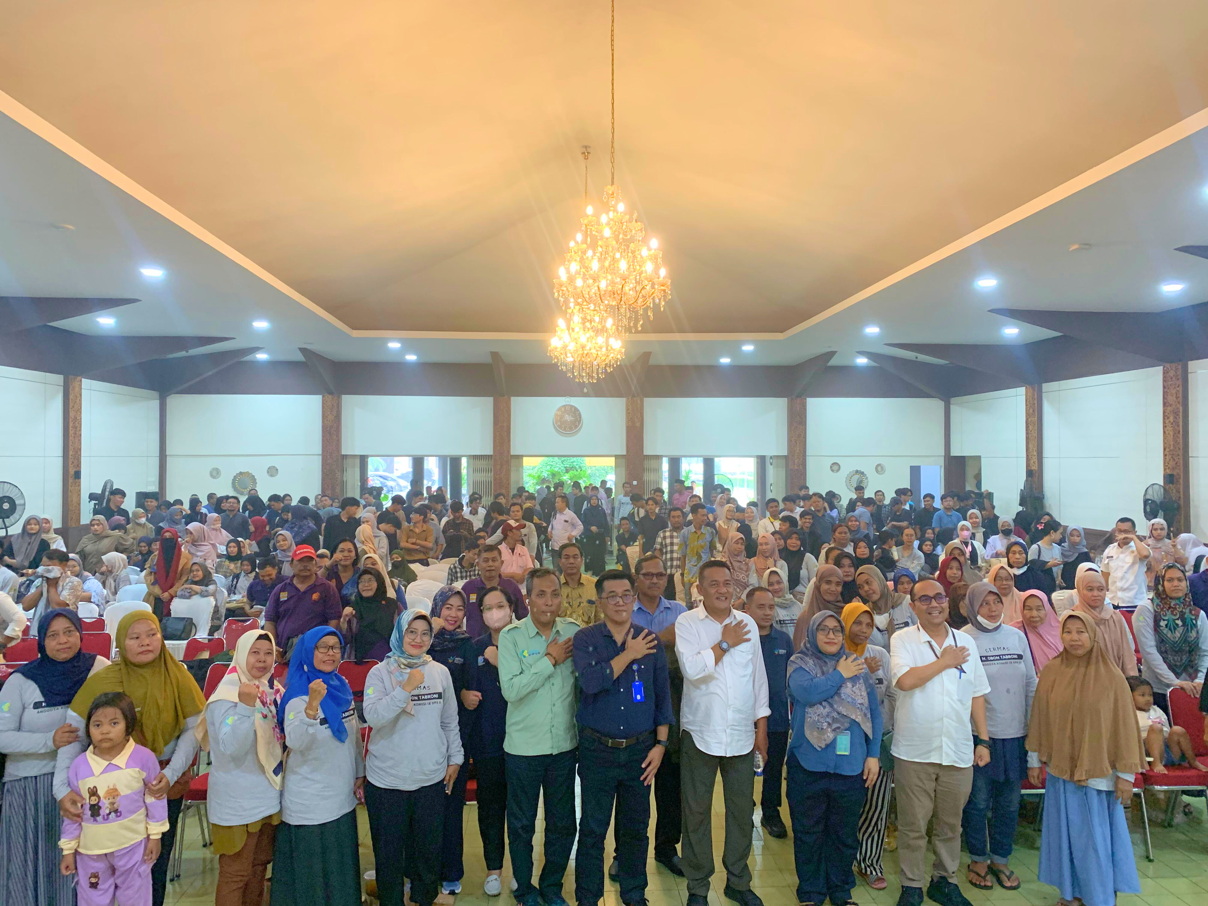 UNISMA Bekasi Dukung GERMAS Sosialisasi Pentingnya Imunisasi Bersama H. Obon Tabroni, Anggota Komisi IX DPR RI (6)