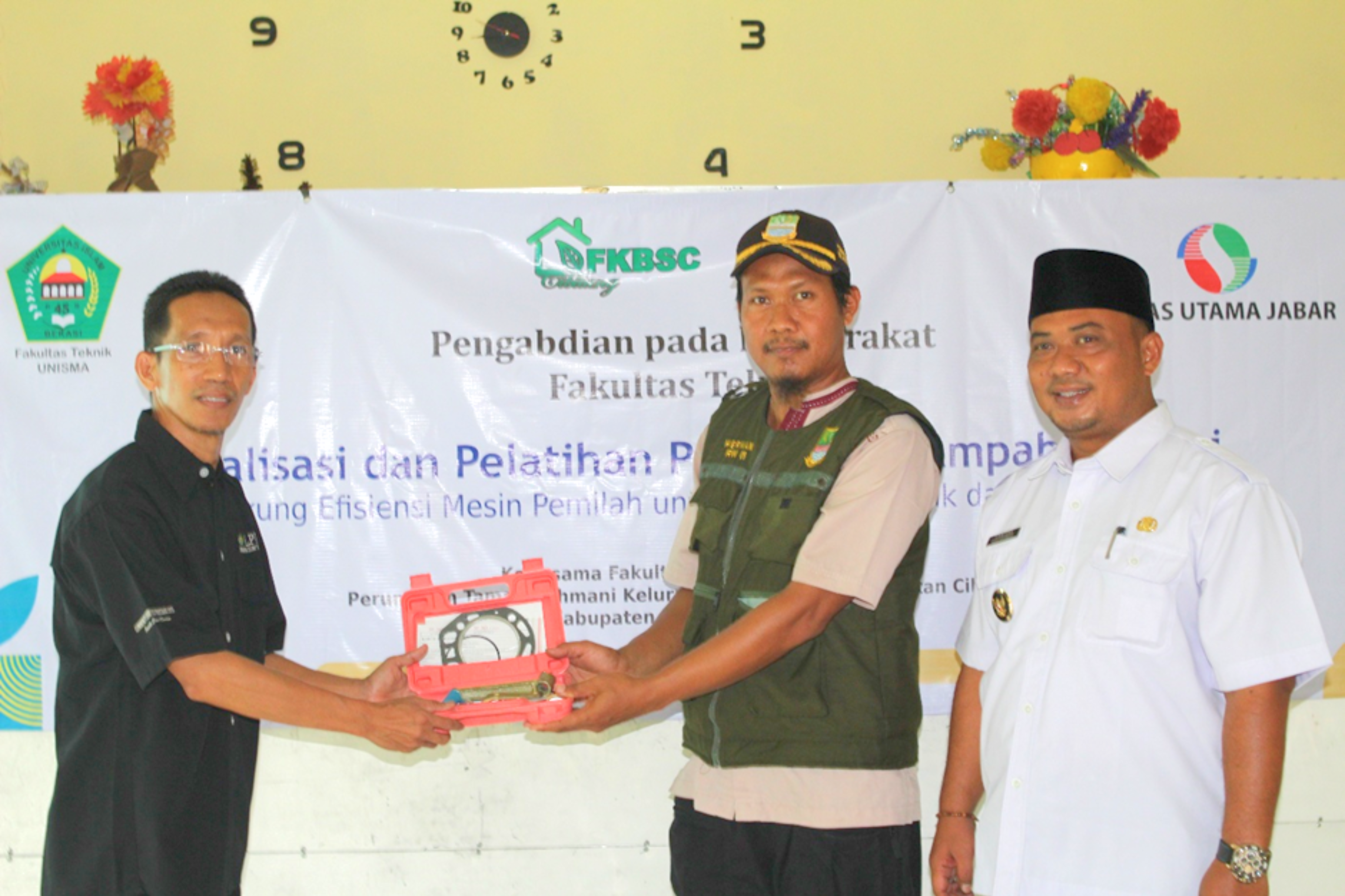 fakultas teknik ciptakan inovasi mesin pemilah sampah kertamukti 2025 universitas kampus bekasi unisma islam 45 (3) fakultas teknik ciptakan inovasi mesin pemilah sampah kertamukti 2025 universitas kampus bekasi unisma islam 45 (3)