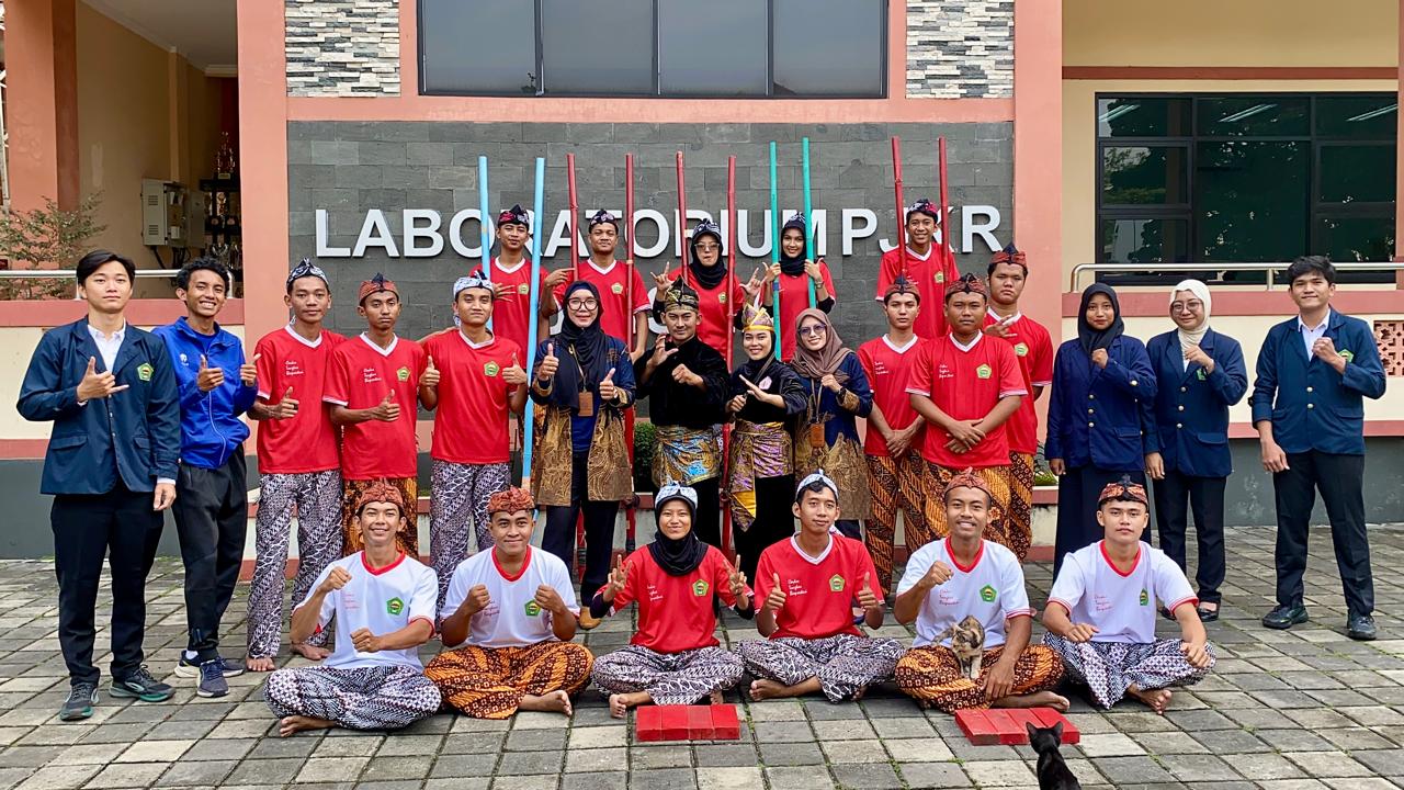 UNISMA Bekasi Dorong Kualitas Pendidikan Olahraga Prodi PJKR S1 Raih Akreditasi Unggul (19) UNISMA Bekasi Dorong Kualitas Pendidikan Olahraga Prodi PJKR S1 Raih Akreditasi Unggul (19)