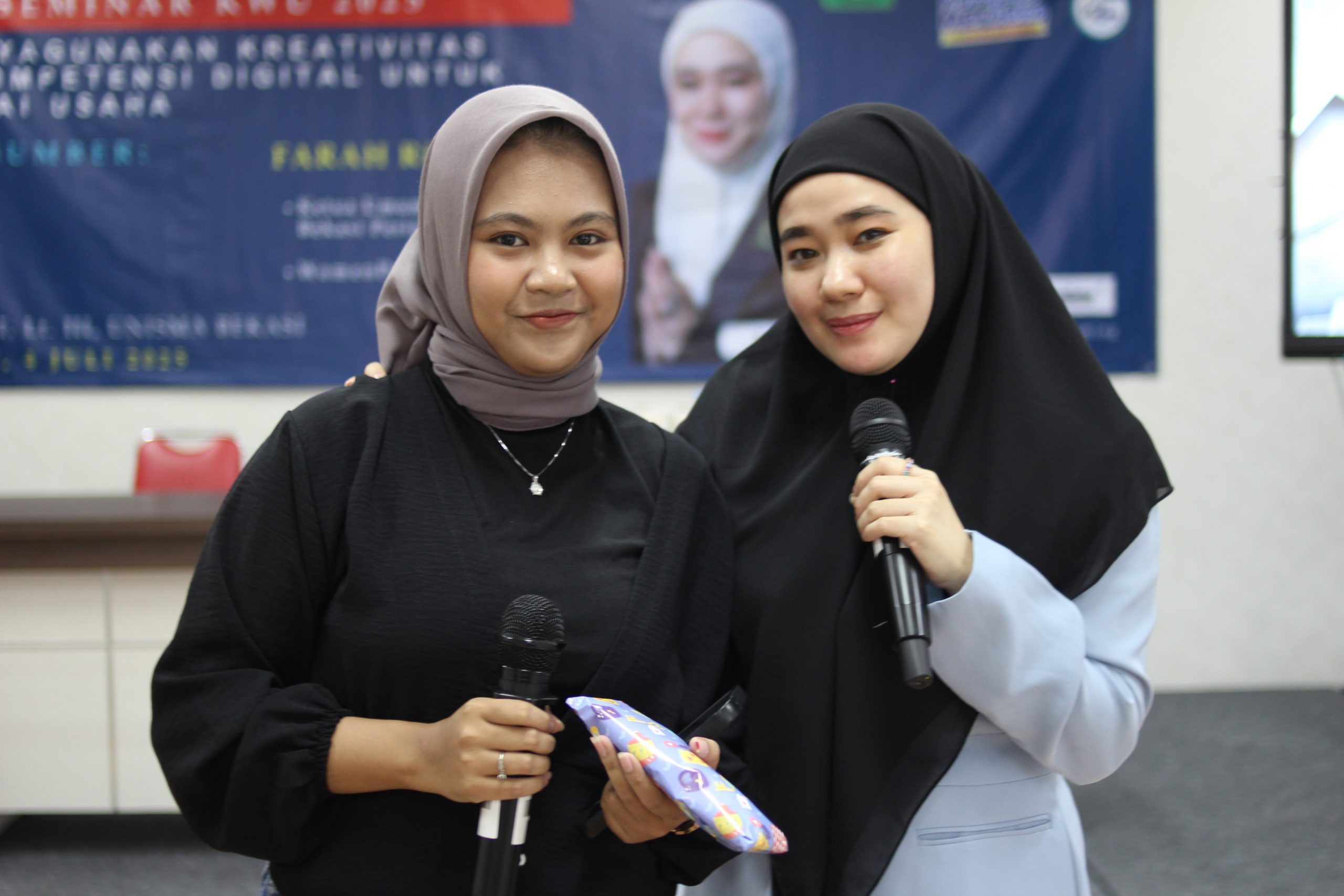 UNISMA Bekasi Gelar Seminar KWU 2025 Dorong Mahasiswa Kampus Bekasi Jadi Wirausahawan Digital (12)