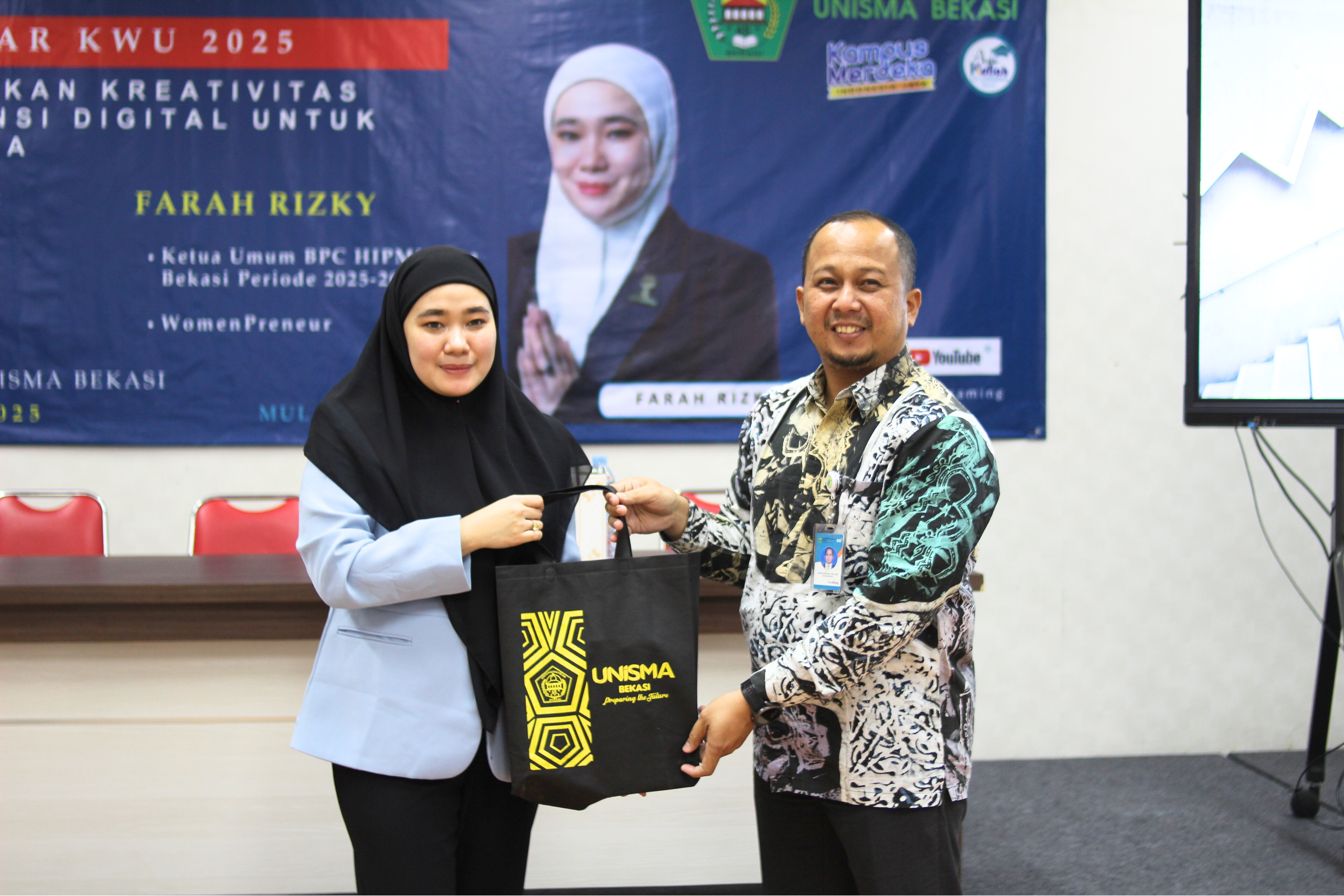 UNISMA Bekasi Gelar Seminar KWU 2025 Dorong Mahasiswa Kampus Bekasi Jadi Wirausahawan Digital (1)d