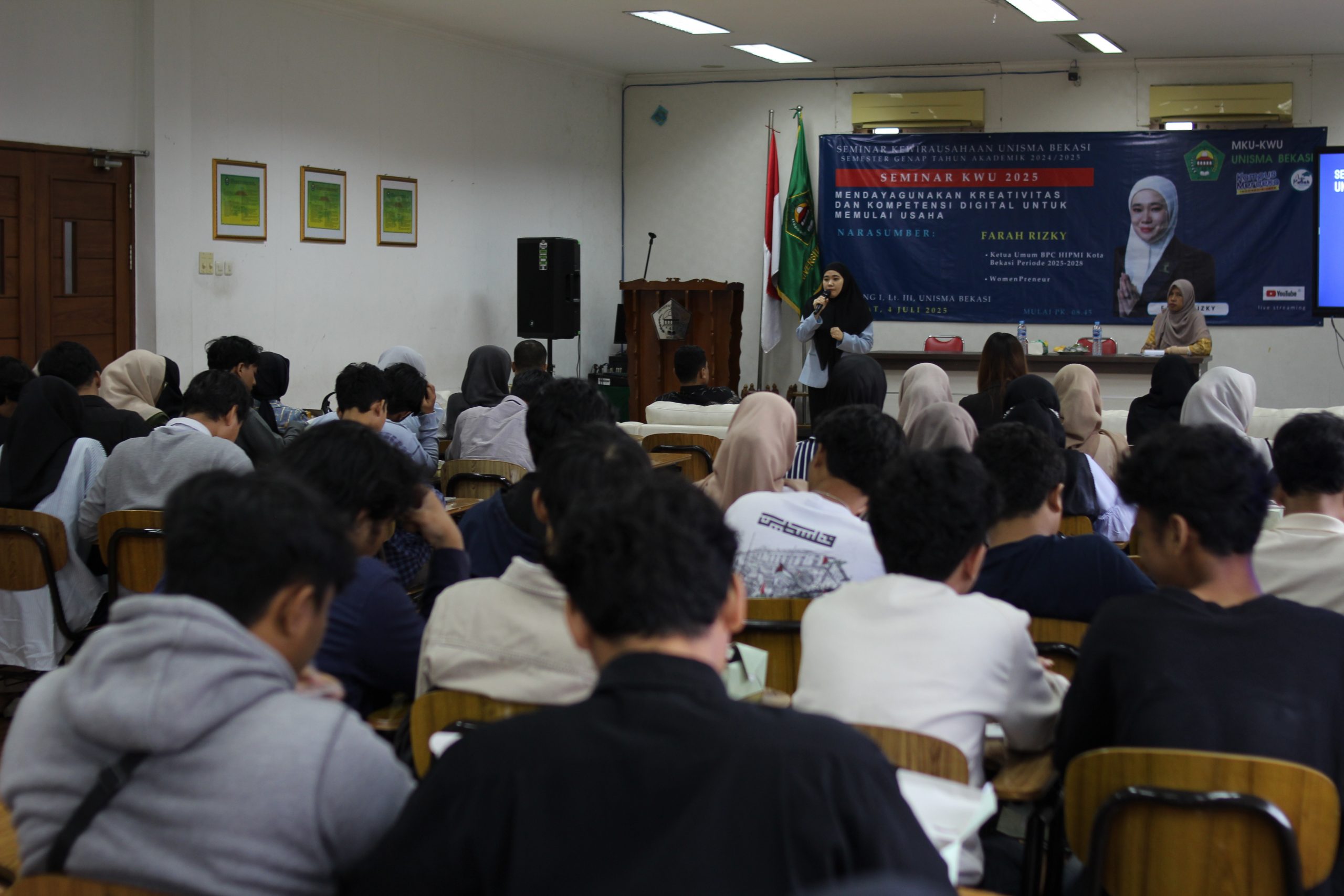 UNISMA Bekasi Gelar Seminar KWU 2025 Dorong Mahasiswa Kampus Bekasi Jadi Wirausahawan Digital (4)