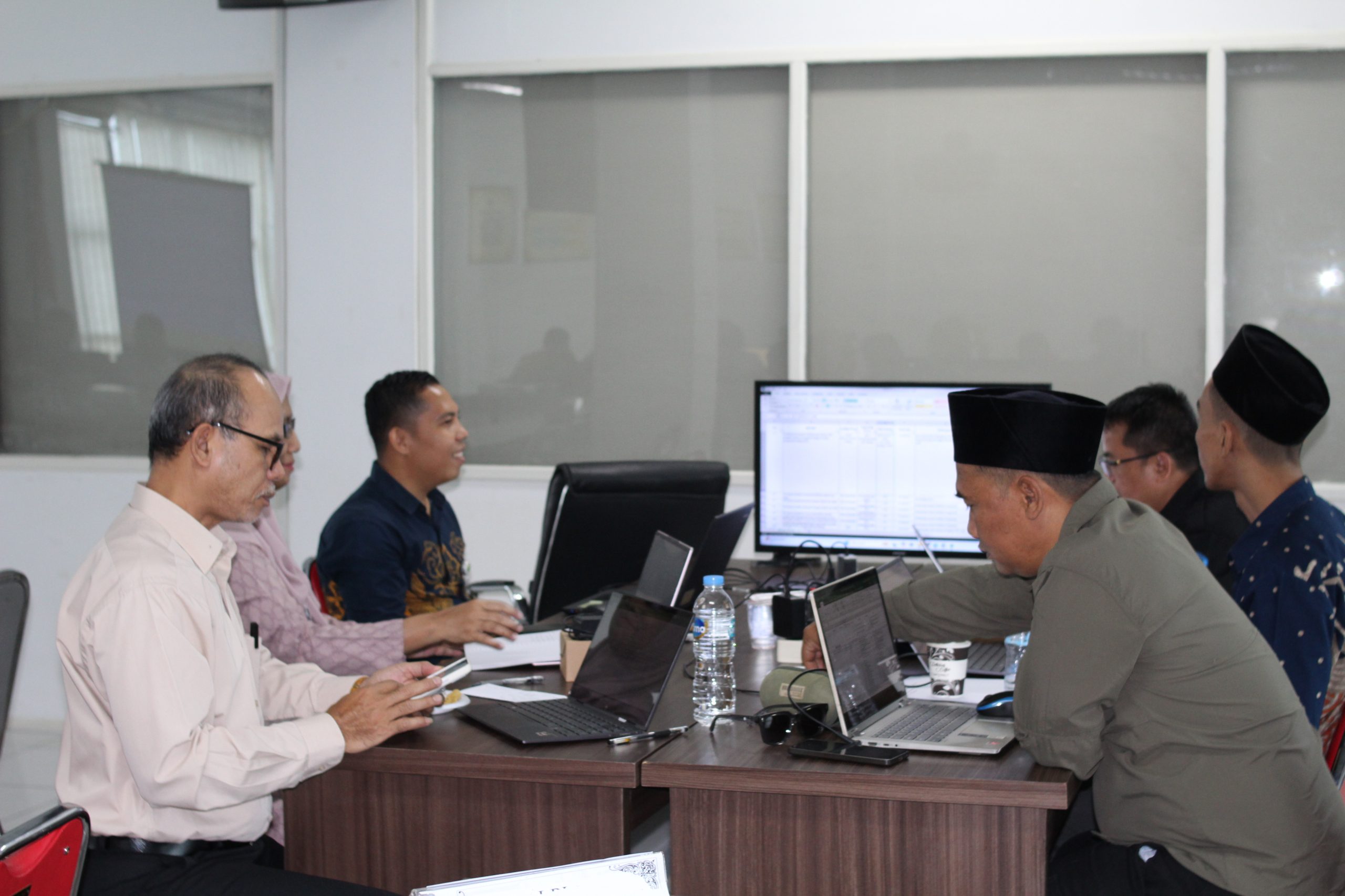 UNISMA BekasiUM.ID Bersama Majlis Dikti Litbang PP Muhammadiyah Gelar Workshop Penyusunan Renstra dan Kurikulum OBE Sesuai Permen 39 Tahun 2025 (12)ff