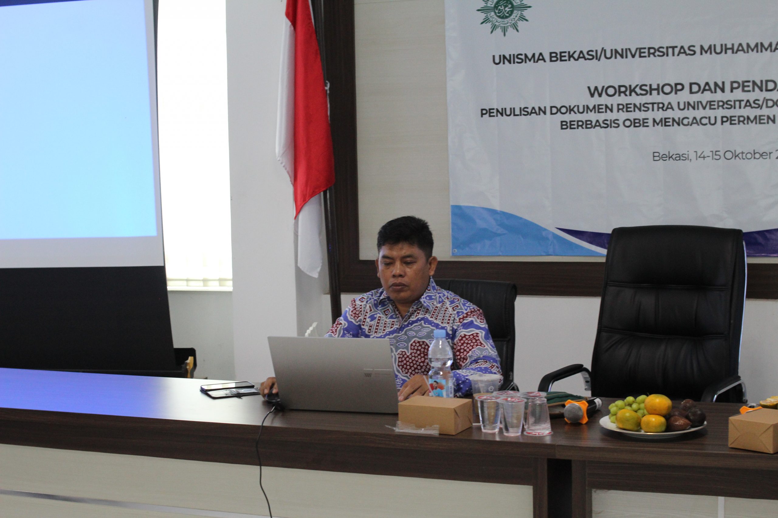 UNISMA BekasiUM.ID Bersama Majlis Dikti Litbang PP Muhammadiyah Gelar Workshop Penyusunan Renstra dan Kurikulum OBE Sesuai Permen 39 Tahun 2025 (6)ff
