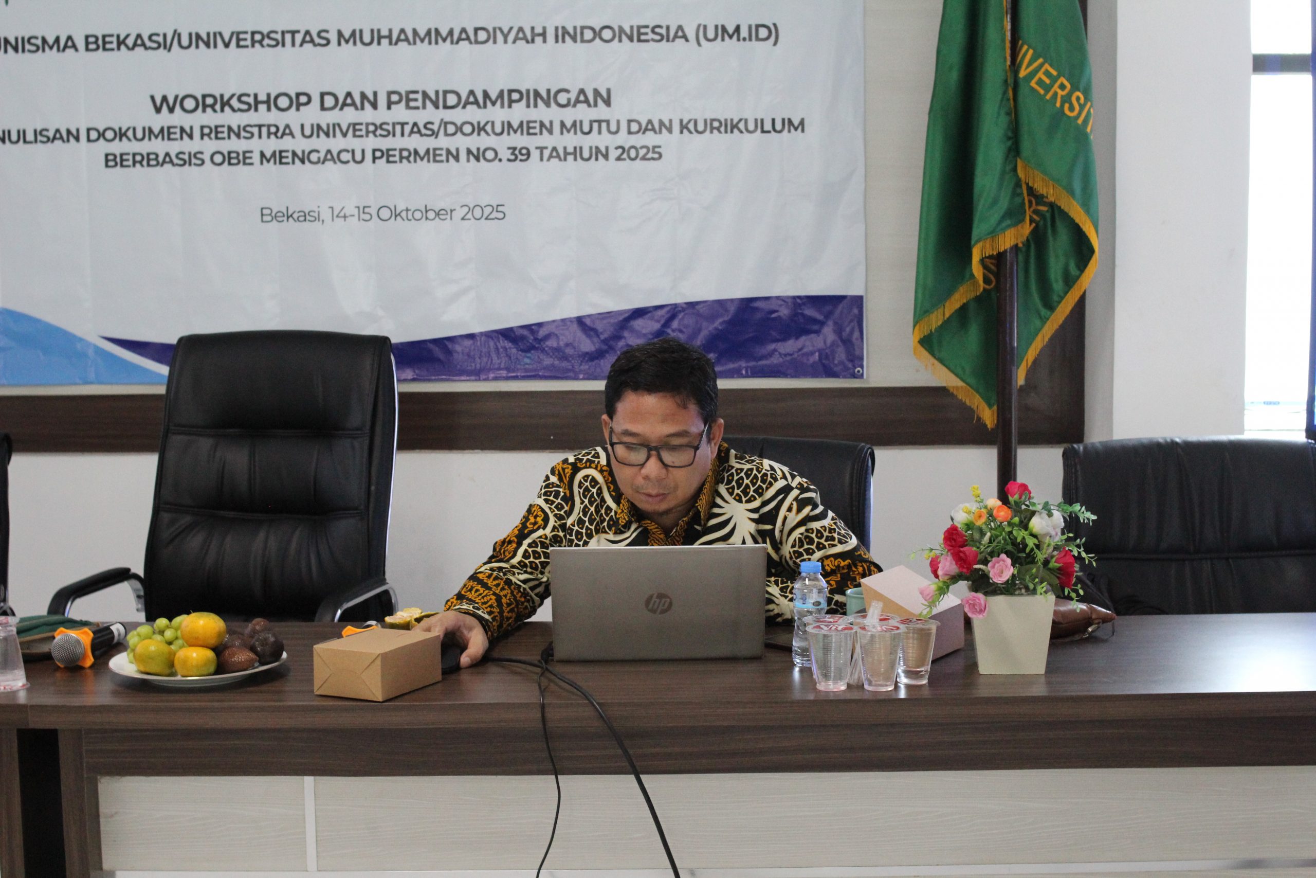UNISMA BekasiUM.ID Bersama Majlis Dikti Litbang PP Muhammadiyah Gelar Workshop Penyusunan Renstra dan Kurikulum OBE Sesuai Permen 39 Tahun 2025 (7)ff
