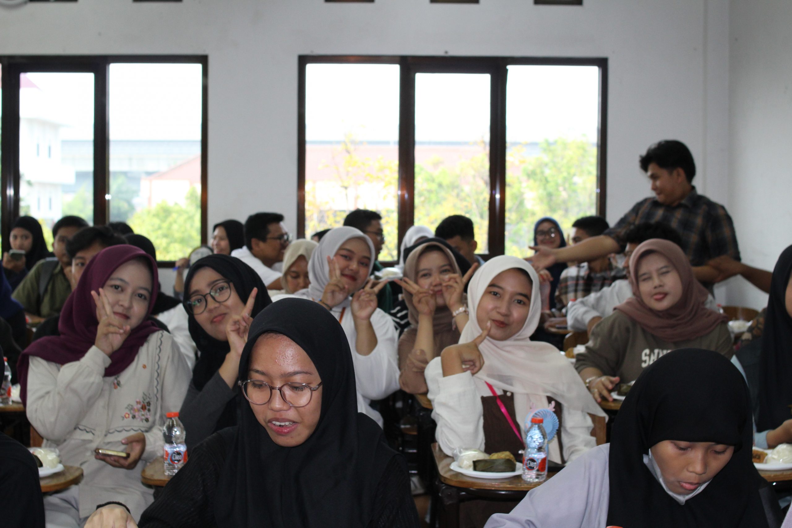 kuliah kampus universitas islam 45 unisma bekasi ilmu komunikasi fakultas komunikasi sastra dan bahasa (9)