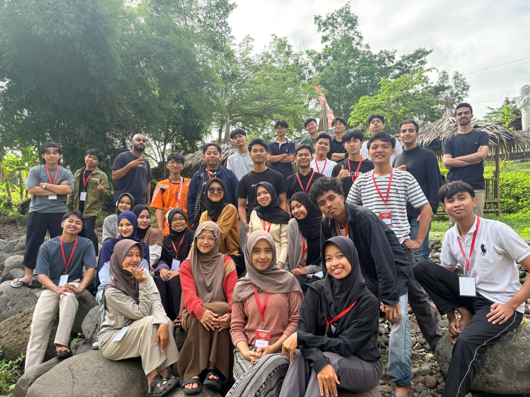 Mahasiswa Ilmu Administrasi Negara UNISMA Bekasi Raih Prestasi Internasional di ADIYC 2025 (1)