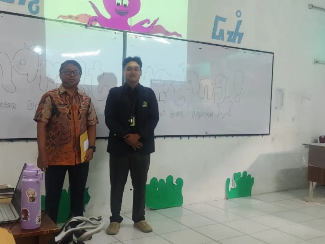 Mahasiswa PAI menjadi penilai seminar kelas di SMAN 1 Tambun Selatan (Bonlap) Kerjasama Program (2)
