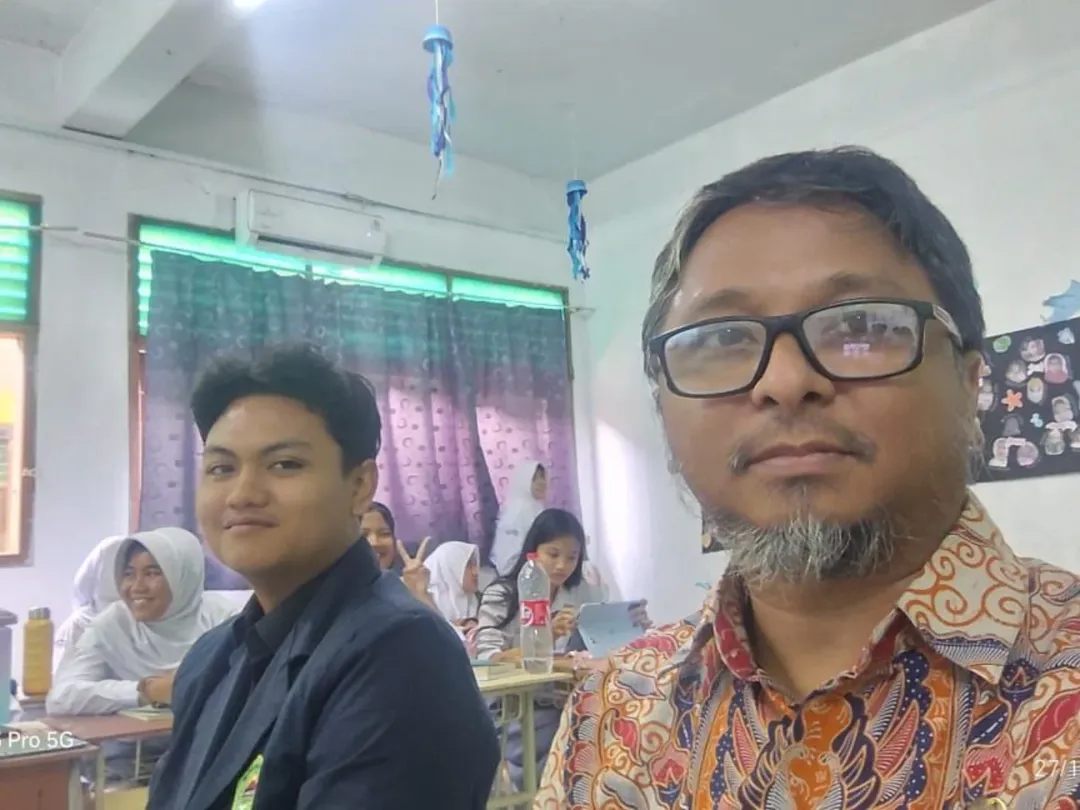 Mahasiswa PAI menjadi penilai seminar kelas di SMAN 1 Tambun Selatan (Bonlap) Kerjasama Program (4)