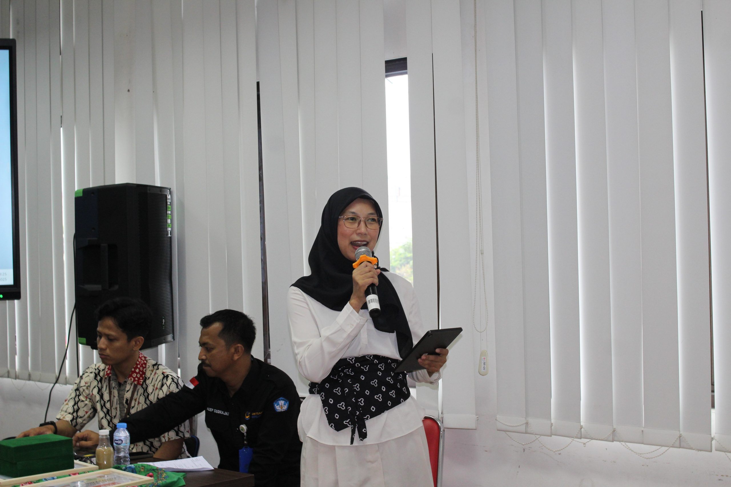 Seminar Bisnis “Prospek Bisnis bagi Gen Z” Hadirkan Wawasan Kewirausahaan bagi Mahasiswa UNISMA Bekasi (4)