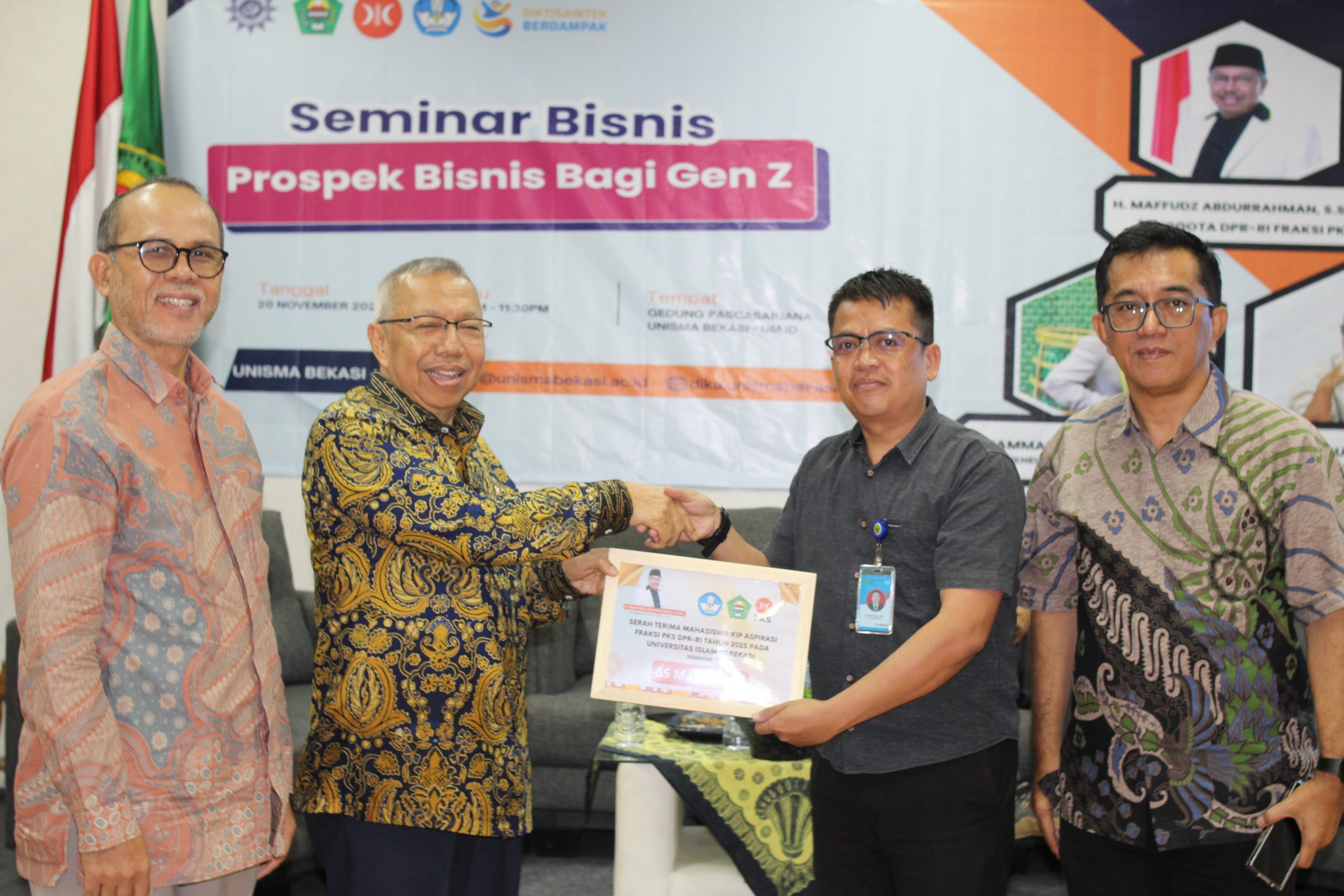 Seminar Bisnis “Prospek Bisnis bagi Gen Z” Hadirkan Wawasan Kewirausahaan bagi Mahasiswa UNISMA Bekasi (8)