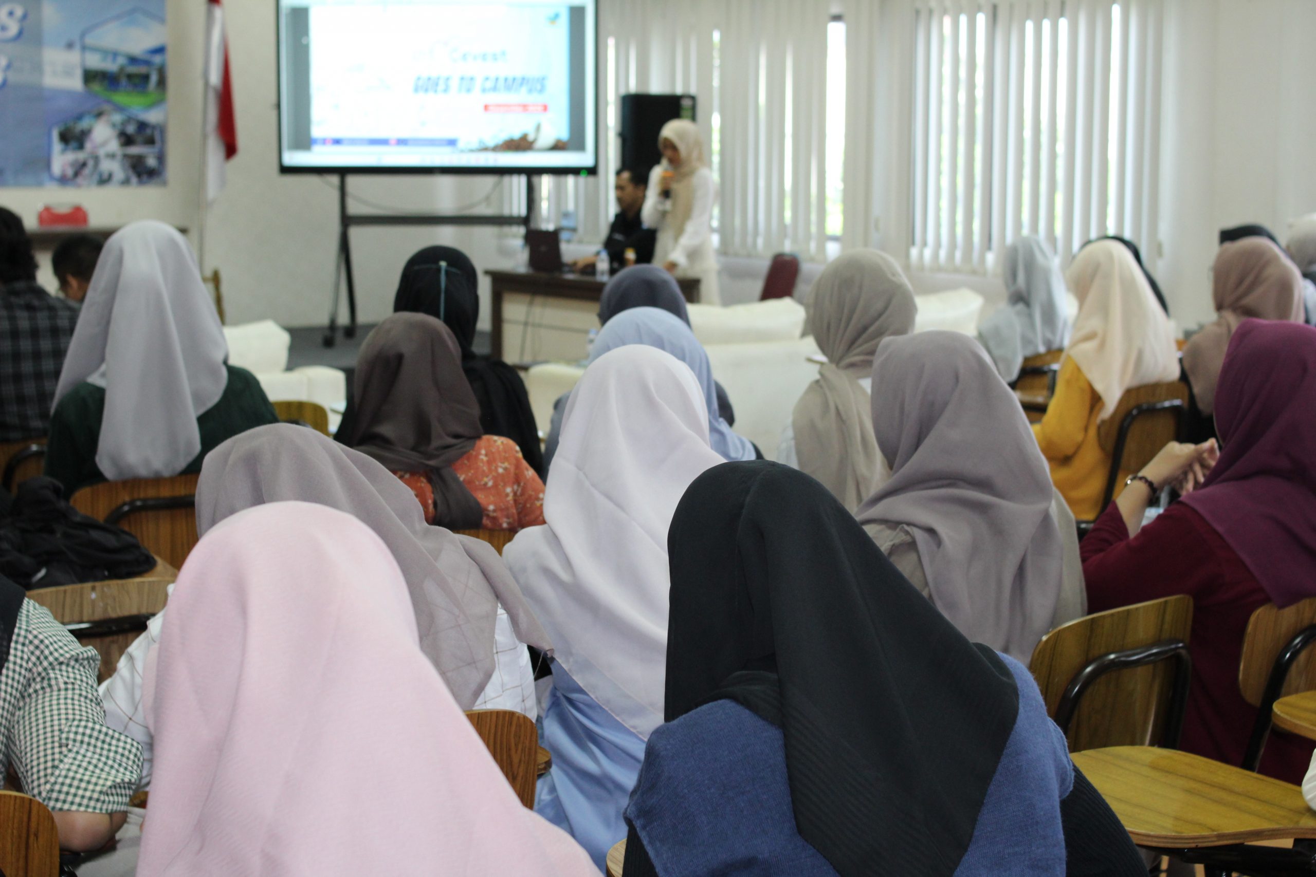 Cevest Goes to Campus Digelar di UNISMA Bekasi Bekali Mahasiswa Akhir dan Alumni (14)