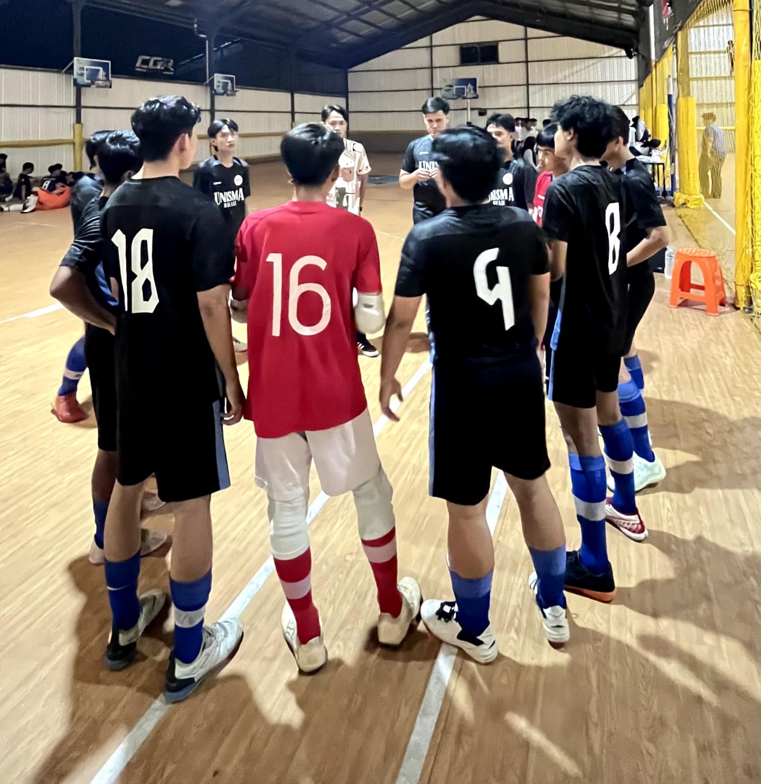 UKM Sepak Bola UNISMA BekasiUM.ID Raih Juara 1 pada Kompetisi di Universitas Bhayangkara Jakarta Raya (7)