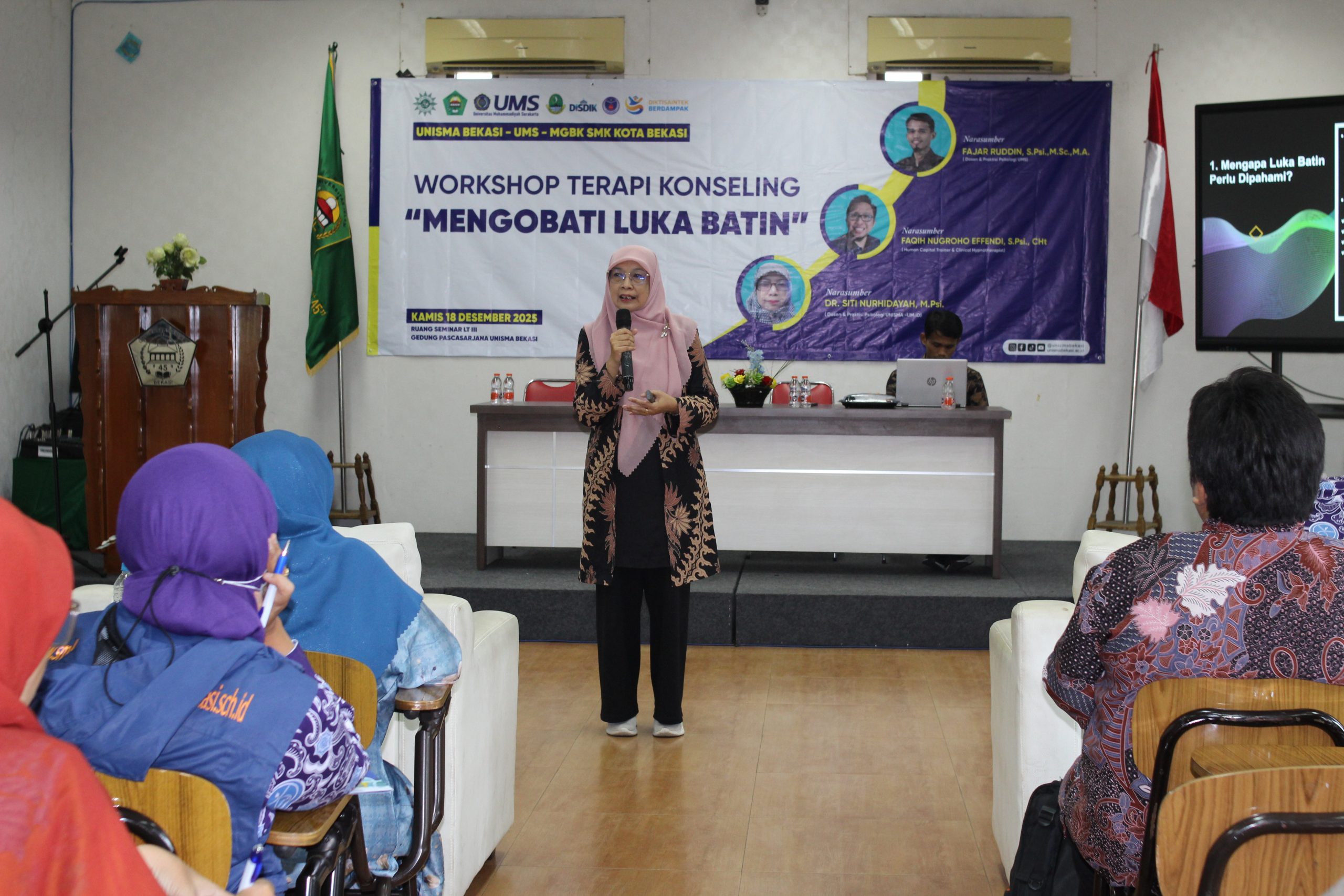 UNISMA Universitas Islam 45 bekasi UMID Universitsa Muhammadiyah Indonesia Mengobati Luka Batin MGK SMK Kota Bekasi4