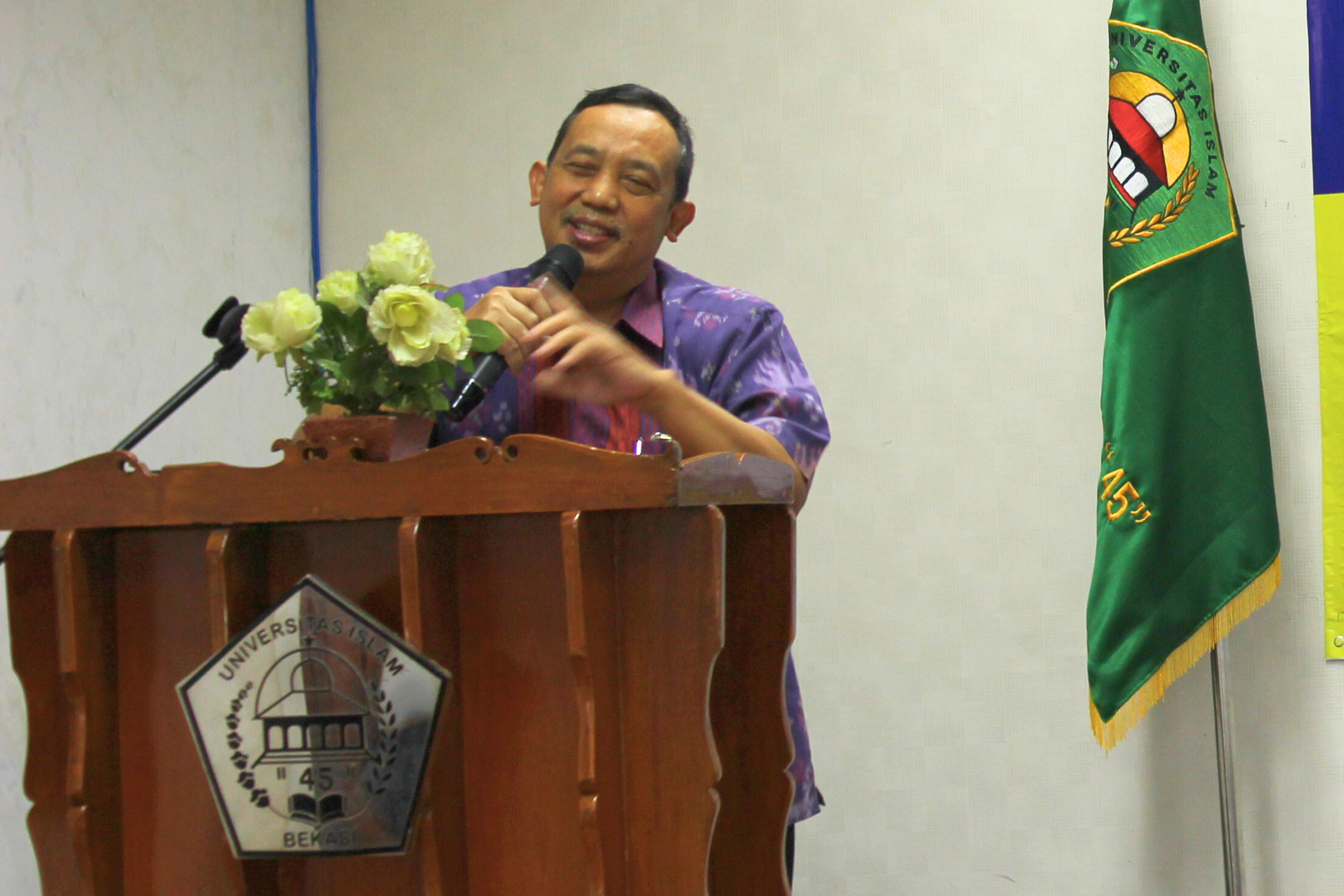 UNISMA Universitas Islam 45 bekasi UMID Universitsa Muhammadiyah Indonesia Mengobati Luka Batin MGK SMK Kota Bekasin