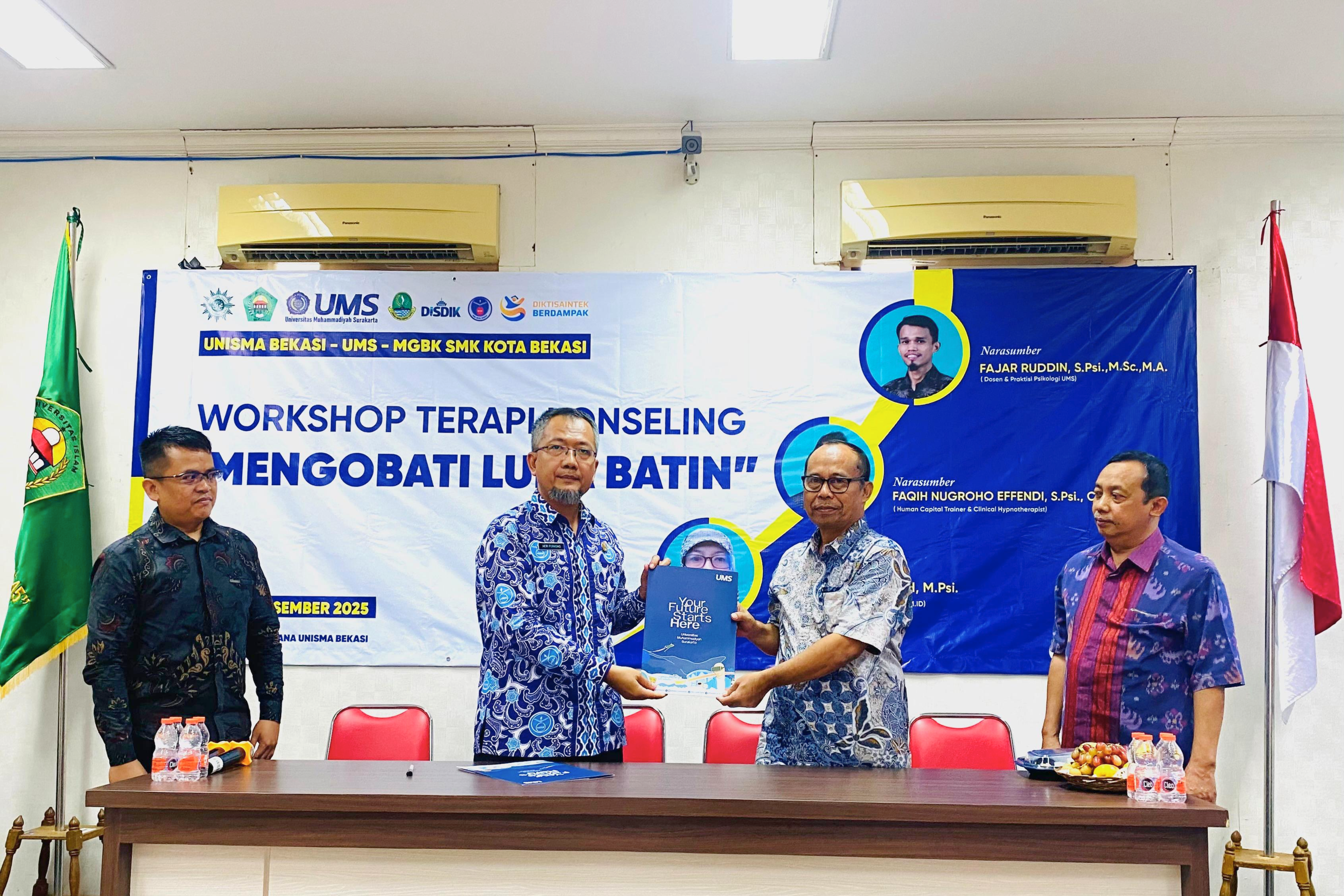 UNISMA Universitas Islam 45 bekasi UMID Universitsa Muhammadiyah Indonesia Mengobati Luka Batin MGK SMK Kota Bekasin3 (1)