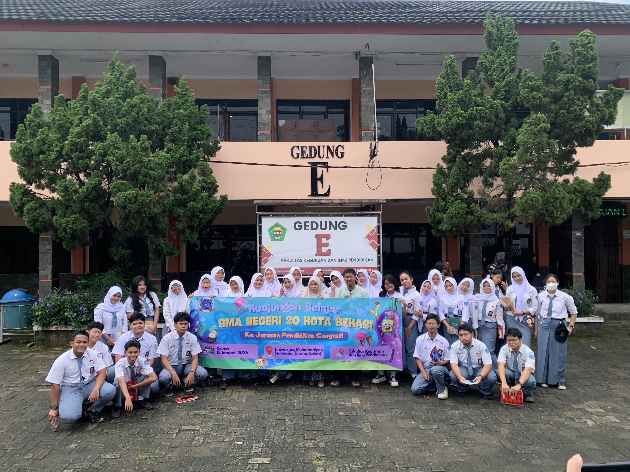 Siswa Kelas XII SMAN 20 Kota Bekasi Ikuti Visiting Class Geografi di FKIP UNISMA Bekasi (7)