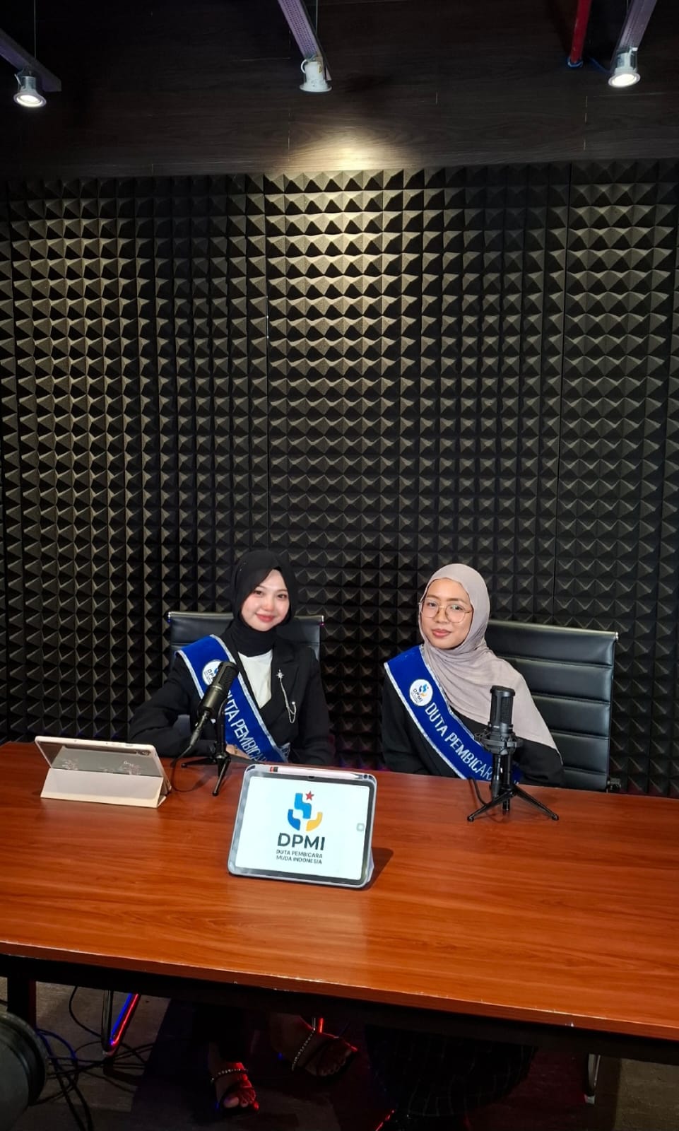 Duta pembicara muda indonesia 2026 sin syifa sastra inggris um indonesia unisma bekasi (1)