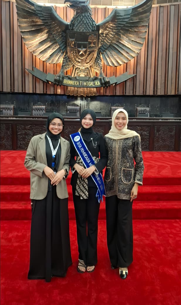 Duta pembicara muda indonesia 2026 sin syifa sastra inggris um indonesia unisma bekasi (3)