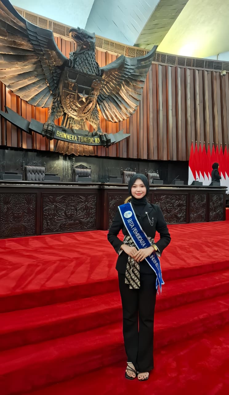 Duta pembicara muda indonesia 2026 sin syifa sastra inggris um indonesia unisma bekasi (4)