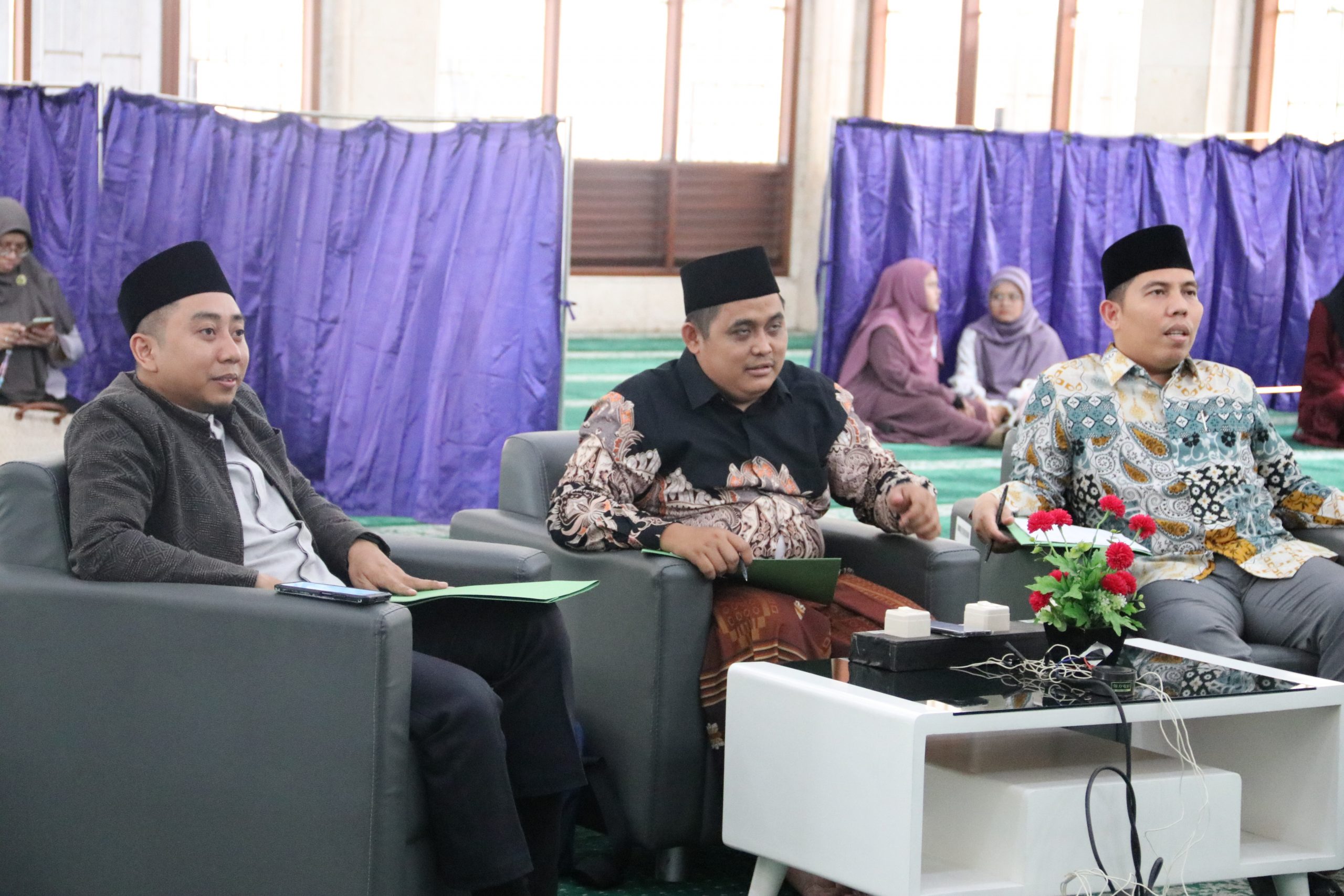 Dewan Juri MTQ, MHQ Dosen FAI Musyaffa Amin Ash Shabah, S.H.I., M.H., Assoc. Prof. Dr. Akmal Rizki Gunawan HSB, Ustadz Rizki Tamami (finalis Akademi Sahur Indonesia)